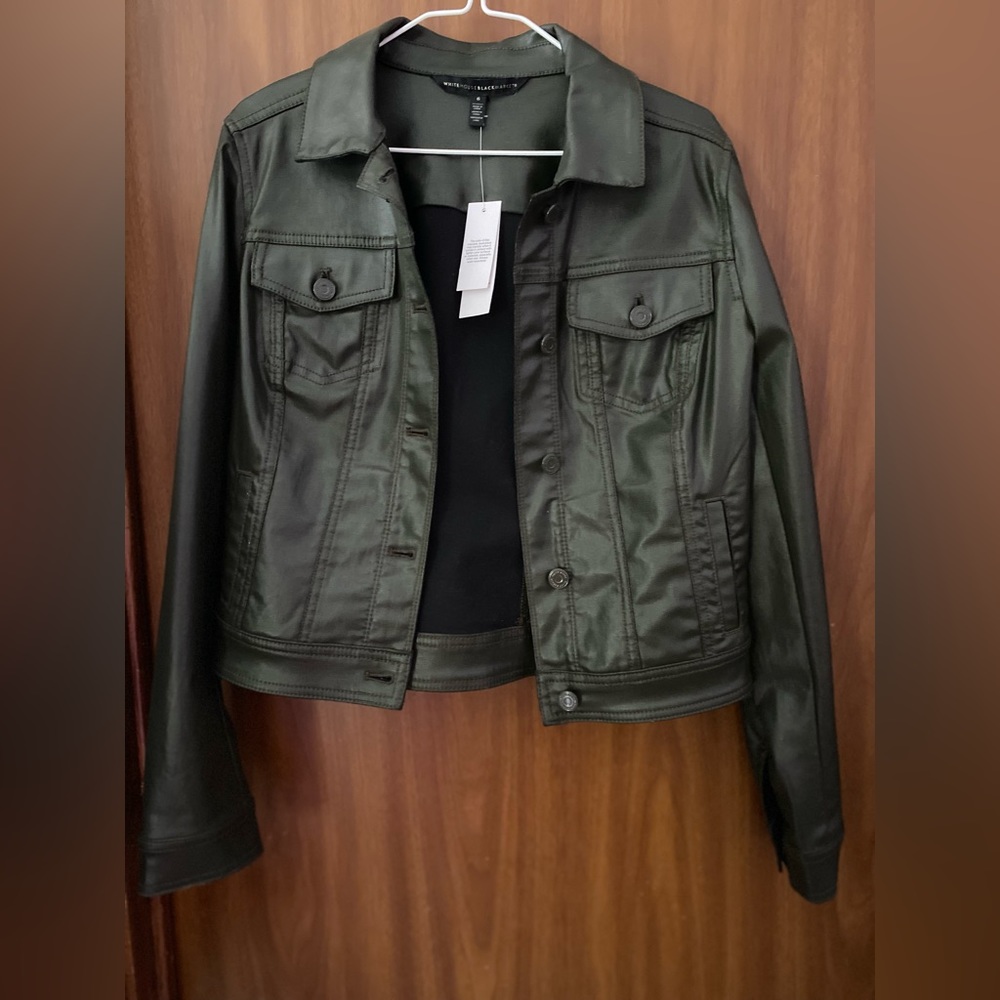 ✨ White House Black Market Jacket ✨